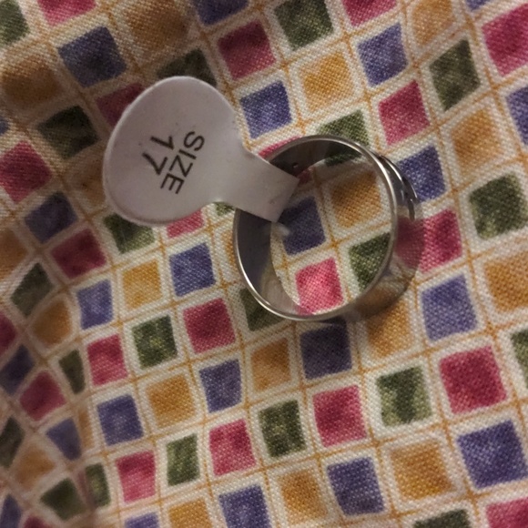 Dog Paw NWT Ring Size 17 Ring Stainless Steel - Picture 5 of 5